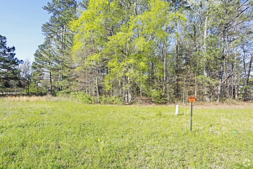 540-544 Hampton Hwy, Yorktown, VA à vendre - Photo du bâtiment - Image 2 de 3