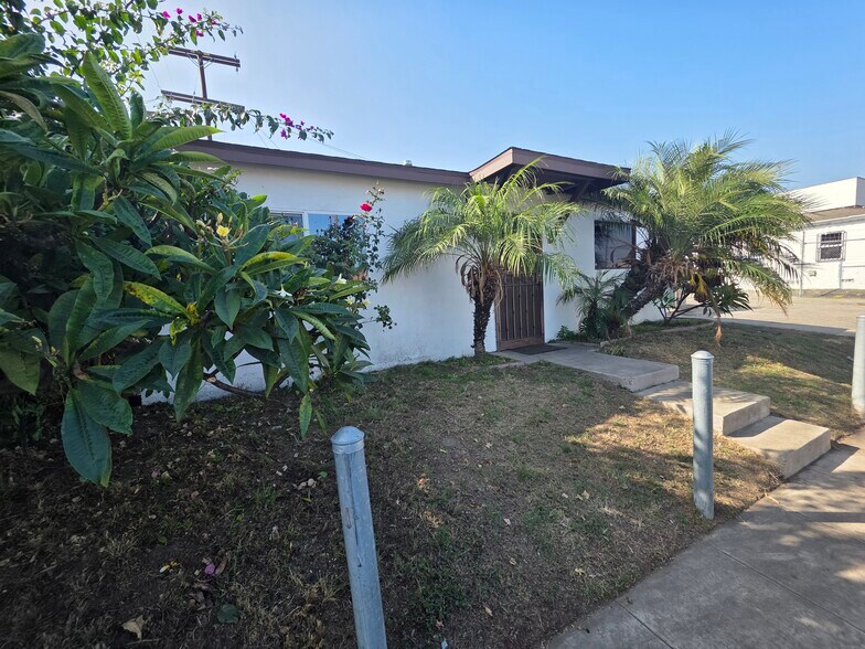 8858 Flower St, Bellflower, CA à vendre - Photo du bâtiment - Image 2 de 30