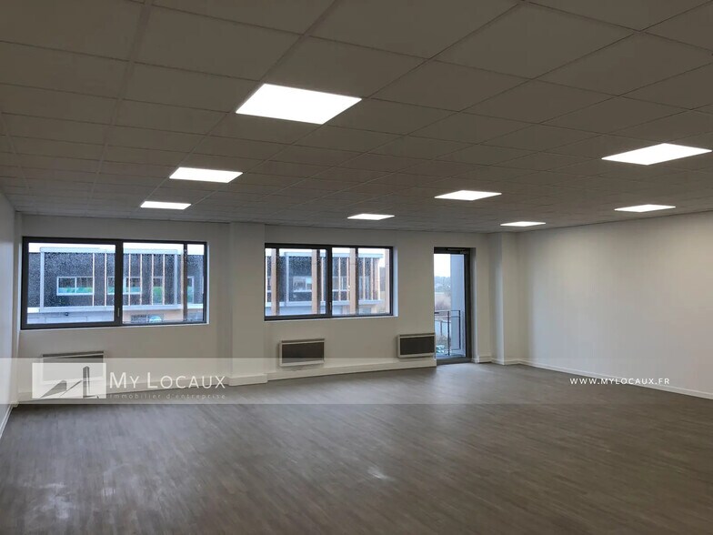 Flex in Marines for sale - Building Photo - Image 3 of 4