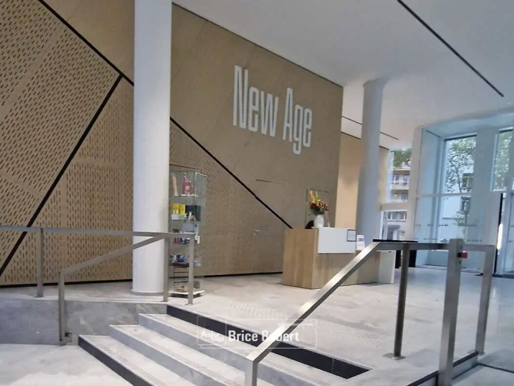 141-143 Cours Gambetta, Lyon for lease Interior Photo- Image 1 of 23