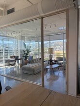 925 N La Brea Ave, Los Angeles, CA à louer Photo intérieure- Image 2 de 4