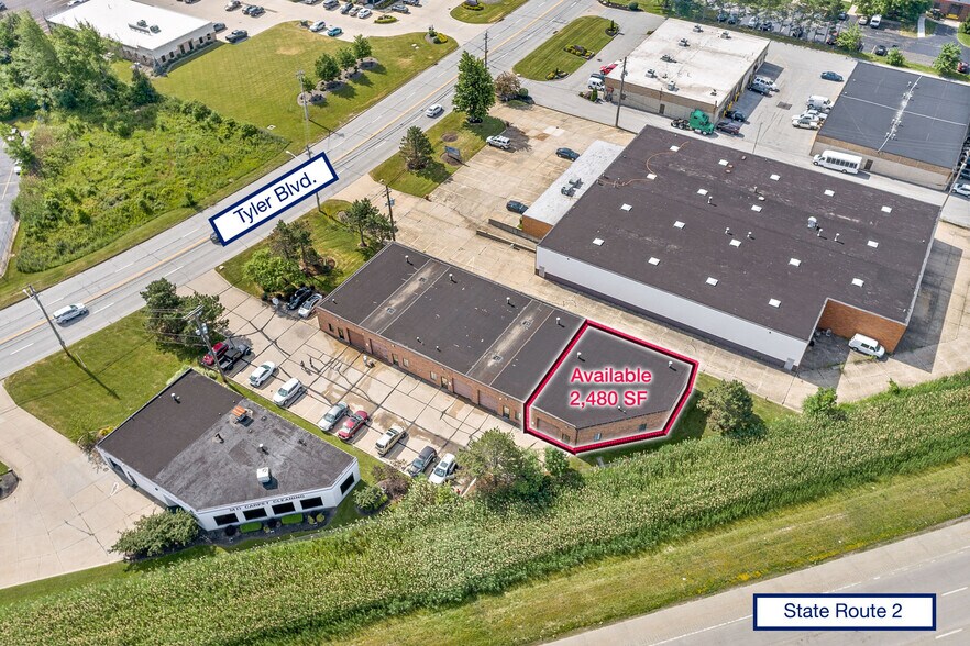 7591 Tyler Blvd, Mentor, OH à louer - Photo du bâtiment - Image 1 de 9