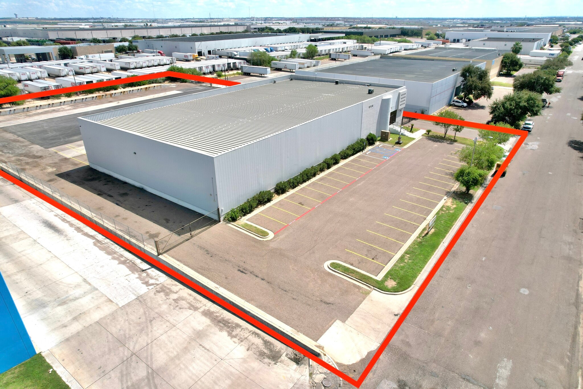 14619 Archer Dr, Laredo, TX for lease Building Photo- Image 1 of 15