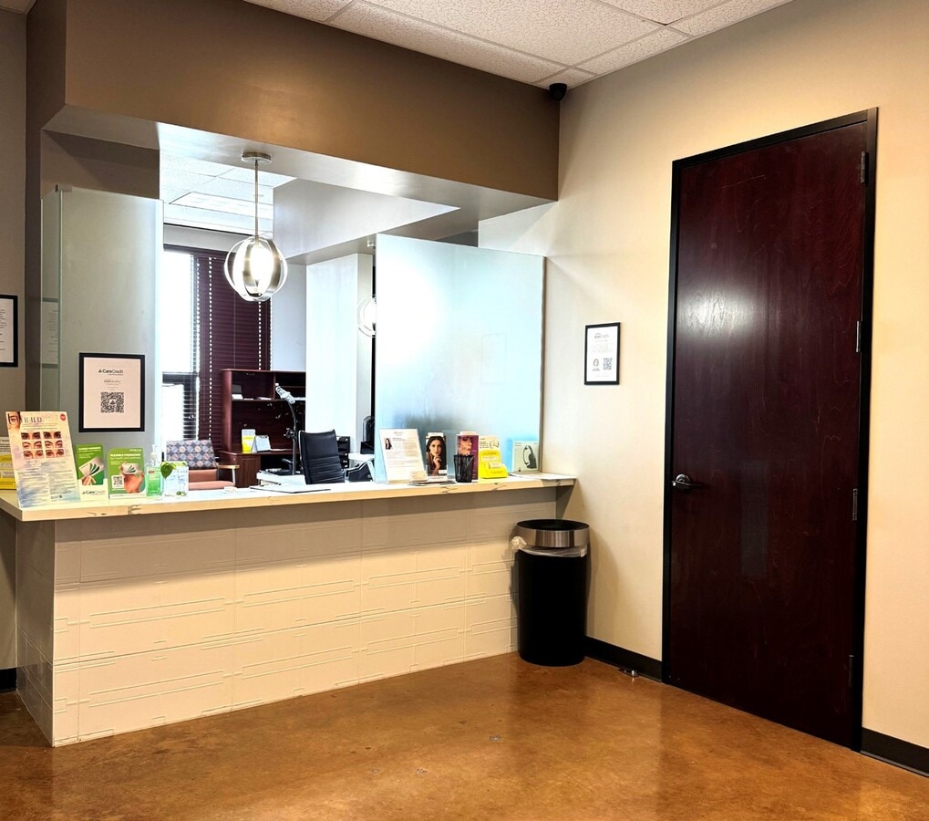 2632 Broadway St, San Antonio, TX 78215 - Unité 401 - - Photo intérieure - Image 2 of 7