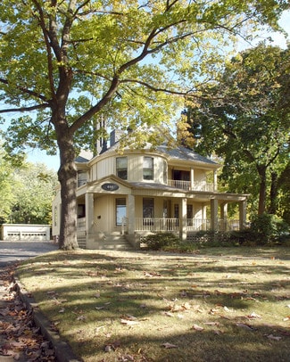 Plus de détails pour 697 W Market St, Akron, OH - Bureau à vendre