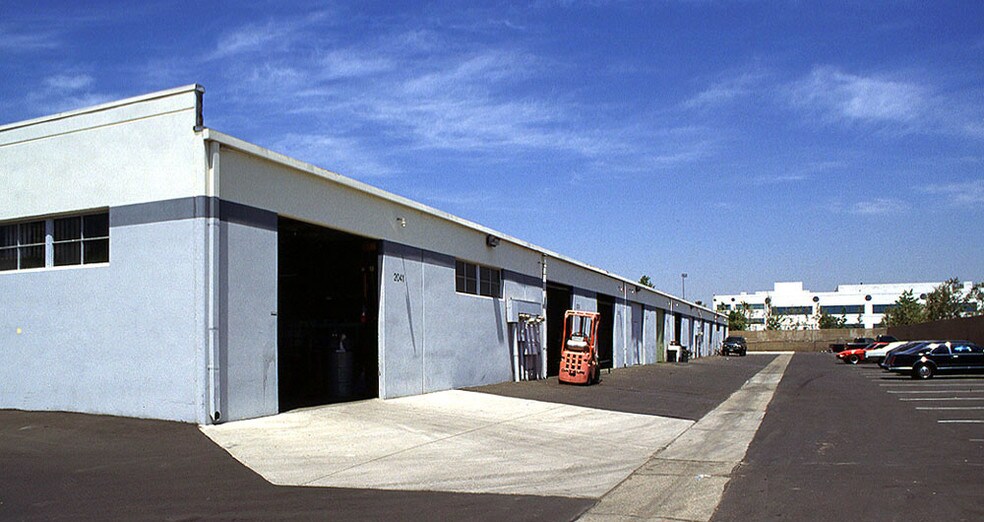 2021-2041 S Lyon St, Santa Ana, CA à louer - Autre - Image 2 de 13