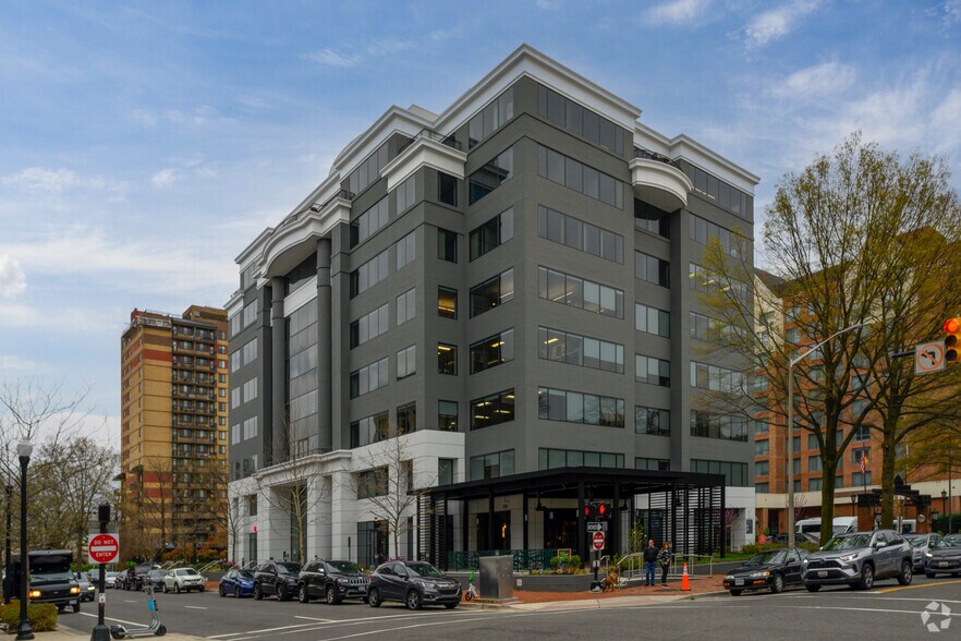 500 Montgomery St, Alexandria, VA à louer - Photo du bâtiment - Image 3 de 3