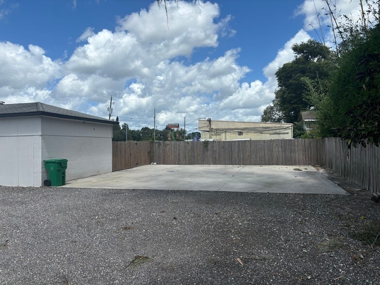 246 W Hillsborough Ave, Tampa, FL for lease - Building Photo - Image 3 of 16