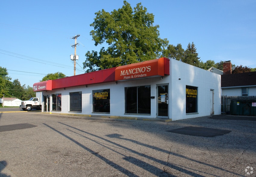 1404 W Mount Hope Ave, Lansing, MI for sale - Primary Photo - Image 1 of 4