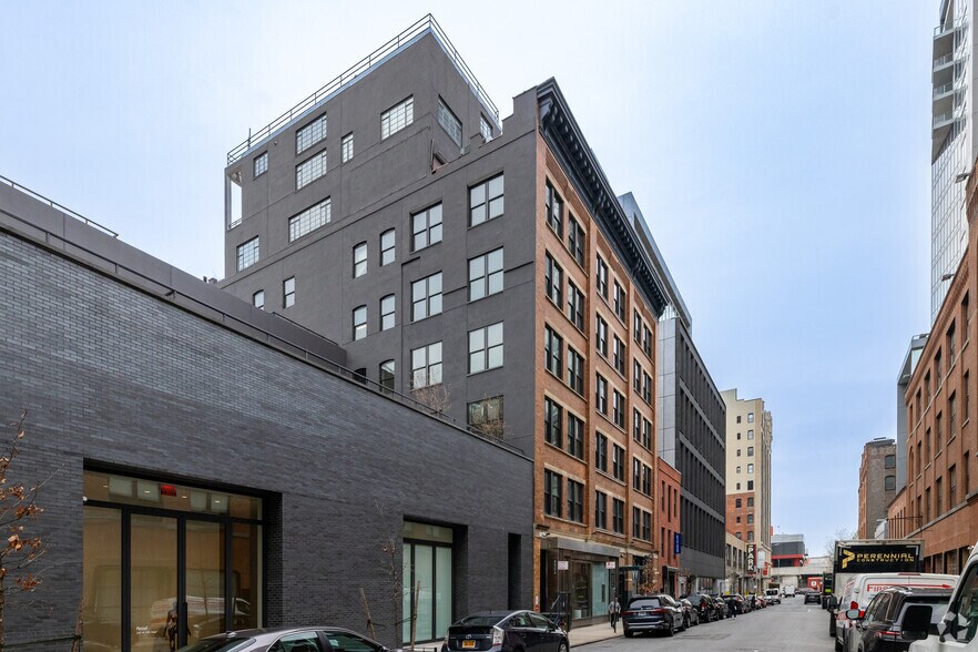 520-530 W 25th St, New York, NY à louer - Photo du bâtiment - Image 1 de 4