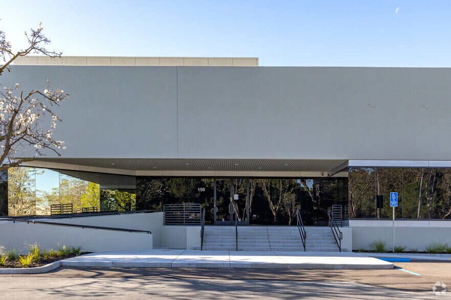 150 Nortech Pky, San Jose, CA à louer - Photo du bâtiment - Image 2 de 9