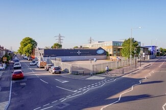 More details for 193 London Rd, Staines - Industrial for Sale