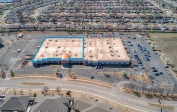 7800 NW 85th Ter, Oklahoma City, OK for lease Interior Photo- Image 2 of 18