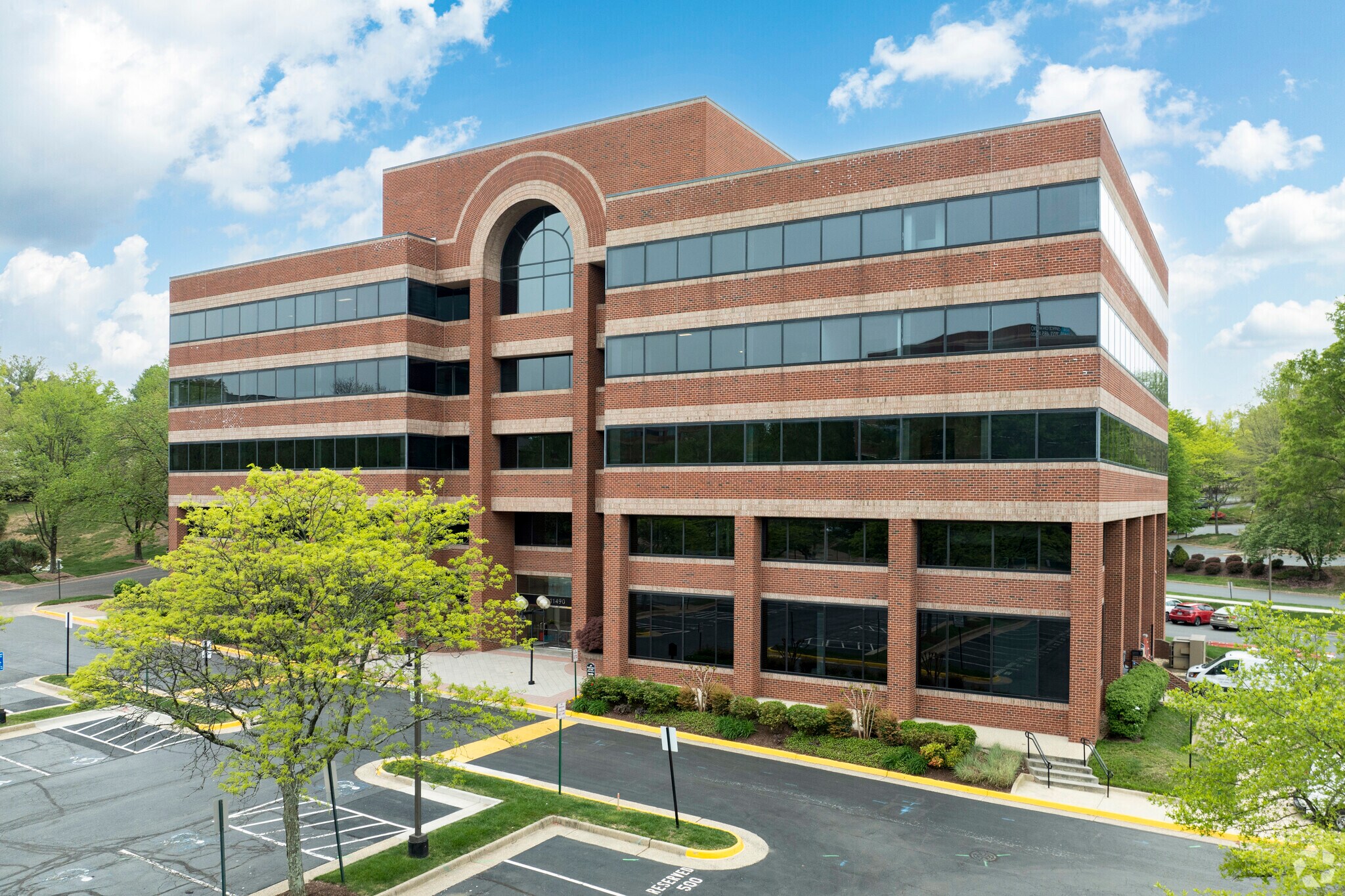 11490 Commerce Park Dr, Reston, VA à louer Photo du bâtiment- Image 1 de 17