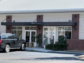 543 Long Point Rd, Mount Pleasant, SC for lease Interior Photo- Image 1 of 14