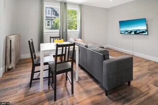 Plus de détails pour 53 Units Cornell SH Portfolio – Multi-résidentiel à vendre, Ithaca, NY