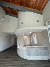 5234 Little Rd, New Port Richey, FL à vendre Photo intérieure- Image 2 de 7