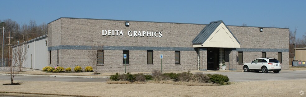 2099 Hillshire Cir, Memphis, TN à louer - Photo du bâtiment - Image 1 de 12