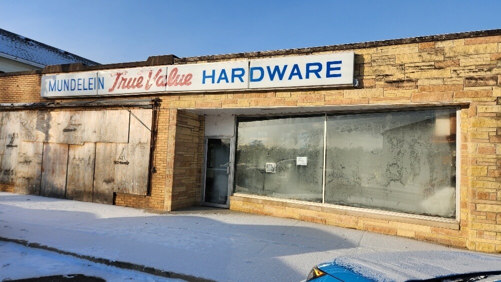 516 N Seymour Ave, Mundelein, IL for sale Building Photo- Image 1 of 6