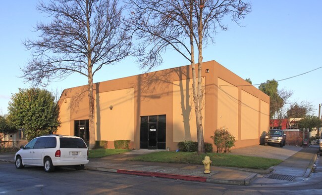 Plus de détails pour 495 Madera Ave, San Jose, CA - Industriel à louer