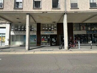 Plus de détails pour Commerce de détail à vendre