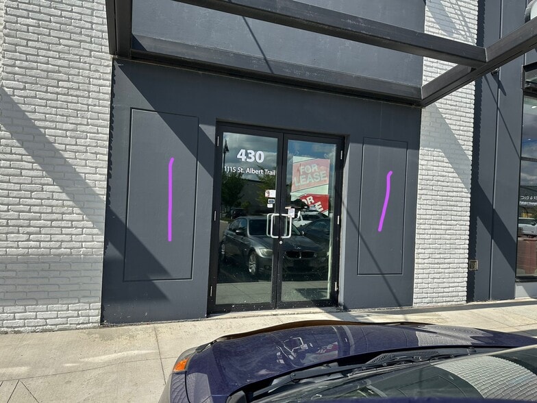 1115 St Albert Trl, St. Albert, AB for lease - Building Photo - Image 2 of 9