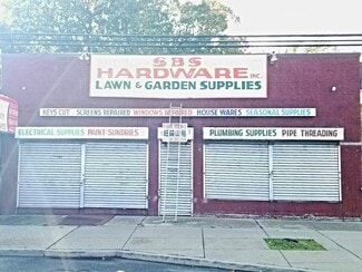 Plus de détails pour 455 Nassau Rd, Roosevelt, NY - Commerce de détail à louer
