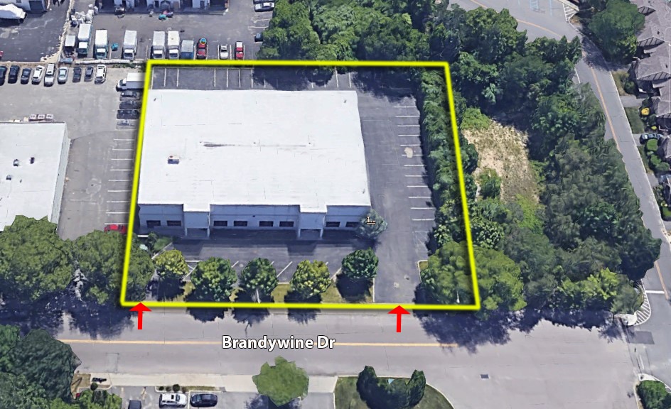 25 Brandywine Dr, Deer Park, NY à louer - Aérien - Image 2 de 2