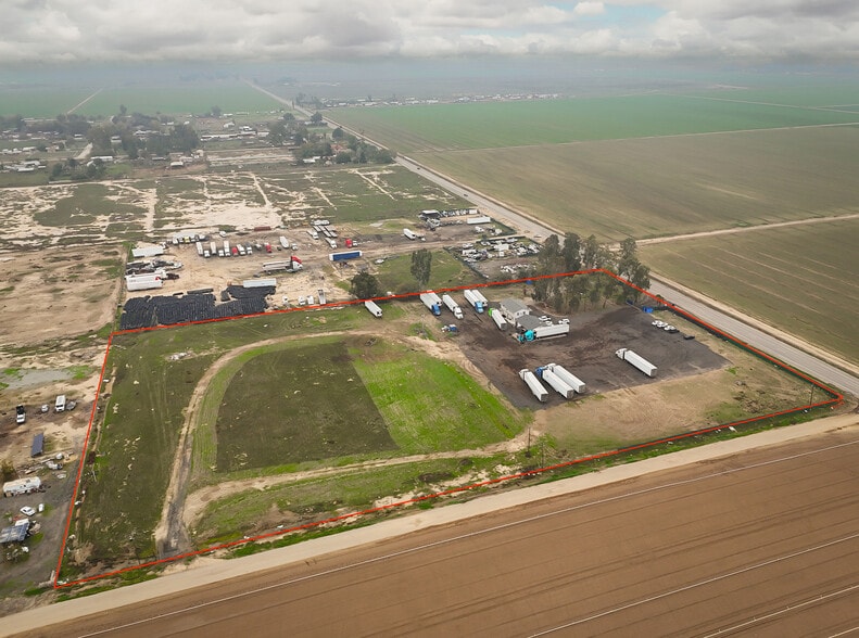 4359 Di Giorgio Rd, Bakersfield, CA à vendre - Photo du bâtiment - Image 2 de 7