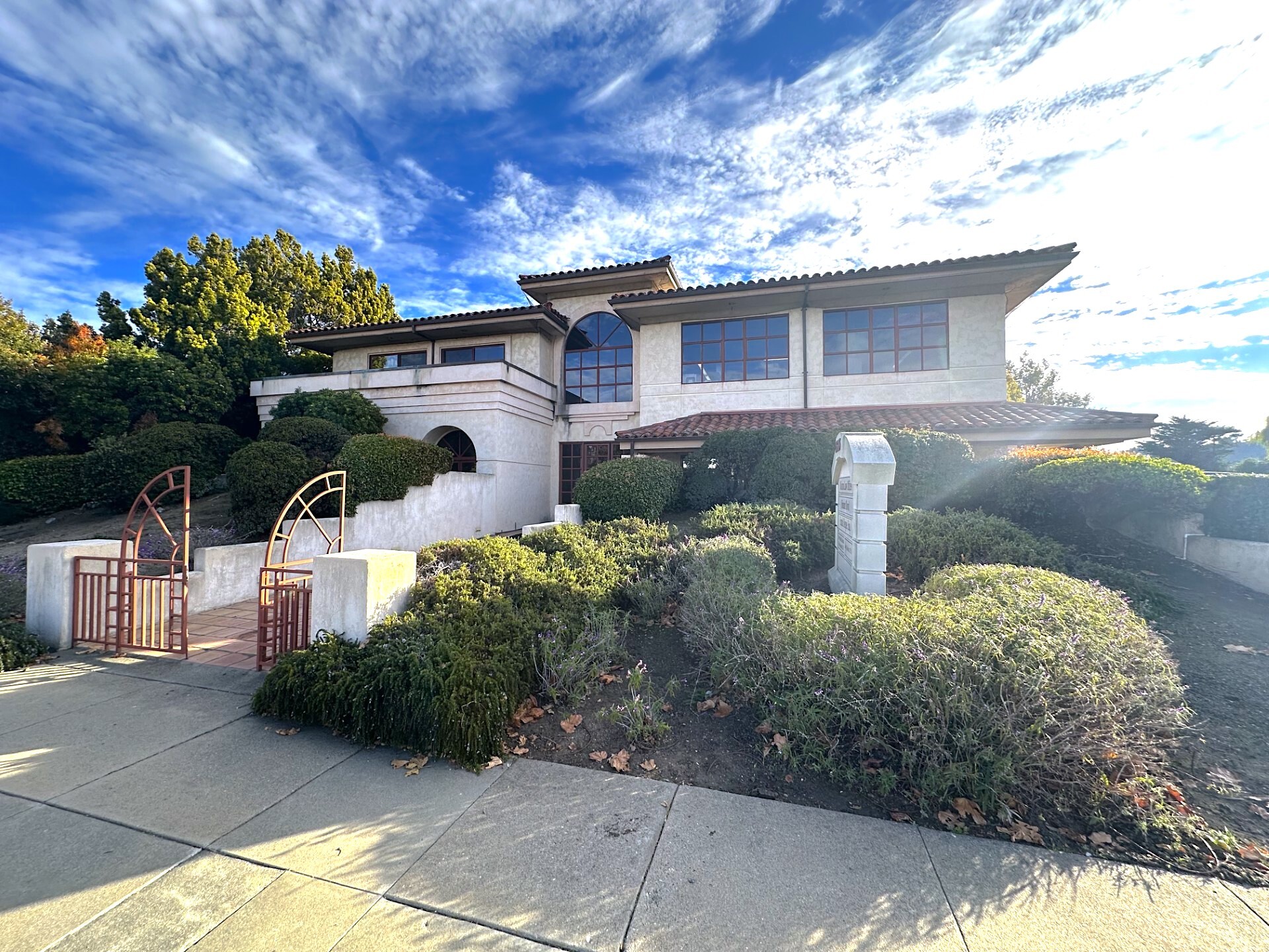 26385 Carmel Rancho Blvd, Carmel, CA à louer Photo du bâtiment- Image 1 de 20