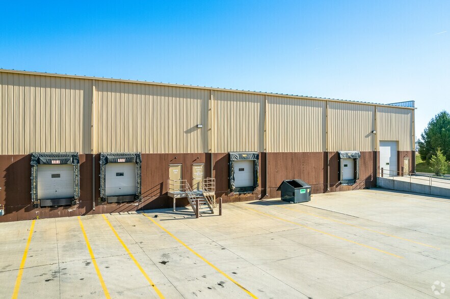 1400 SE Gateway Dr, Grimes, IA à louer - Photo du bâtiment - Image 3 de 6