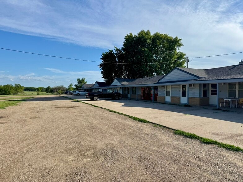 736 3rd Ave., Lake Andes, SD for sale - Building Photo - Image 2 of 18