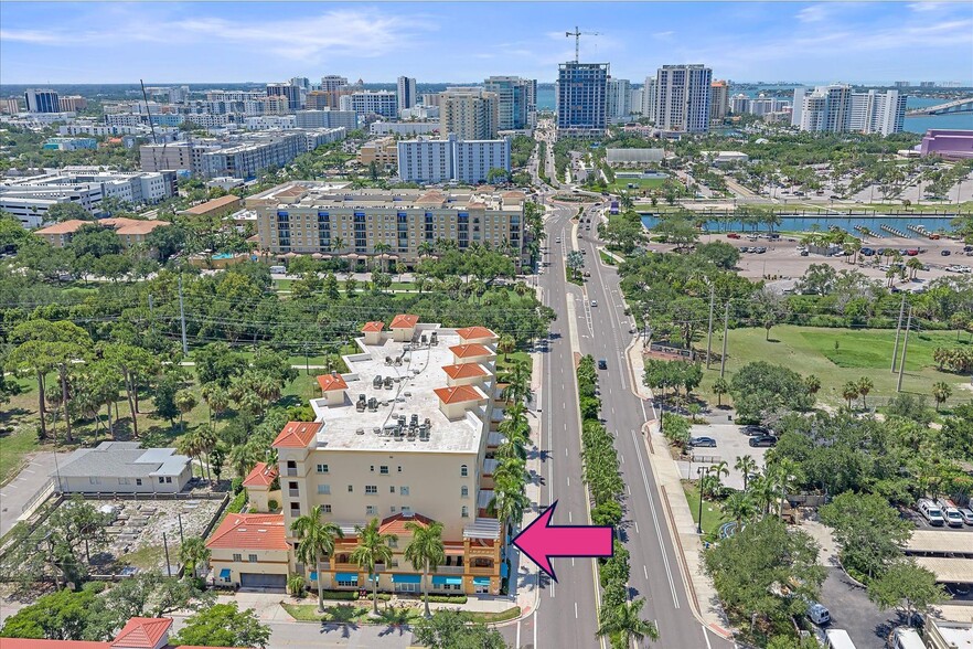 1188 N Tamiami Trl, Sarasota, FL for lease - Building Photo - Image 3 of 9