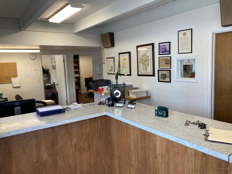 142 Benito Ave, Santa Cruz, CA à louer - Photo du bâtiment - Image 2 de 6