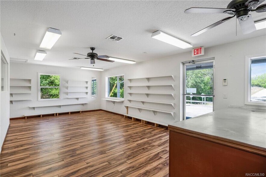 3490 W Dunnellon Rd, Dunnellon, FL à vendre - Photo intérieure - Image 2 de 38
