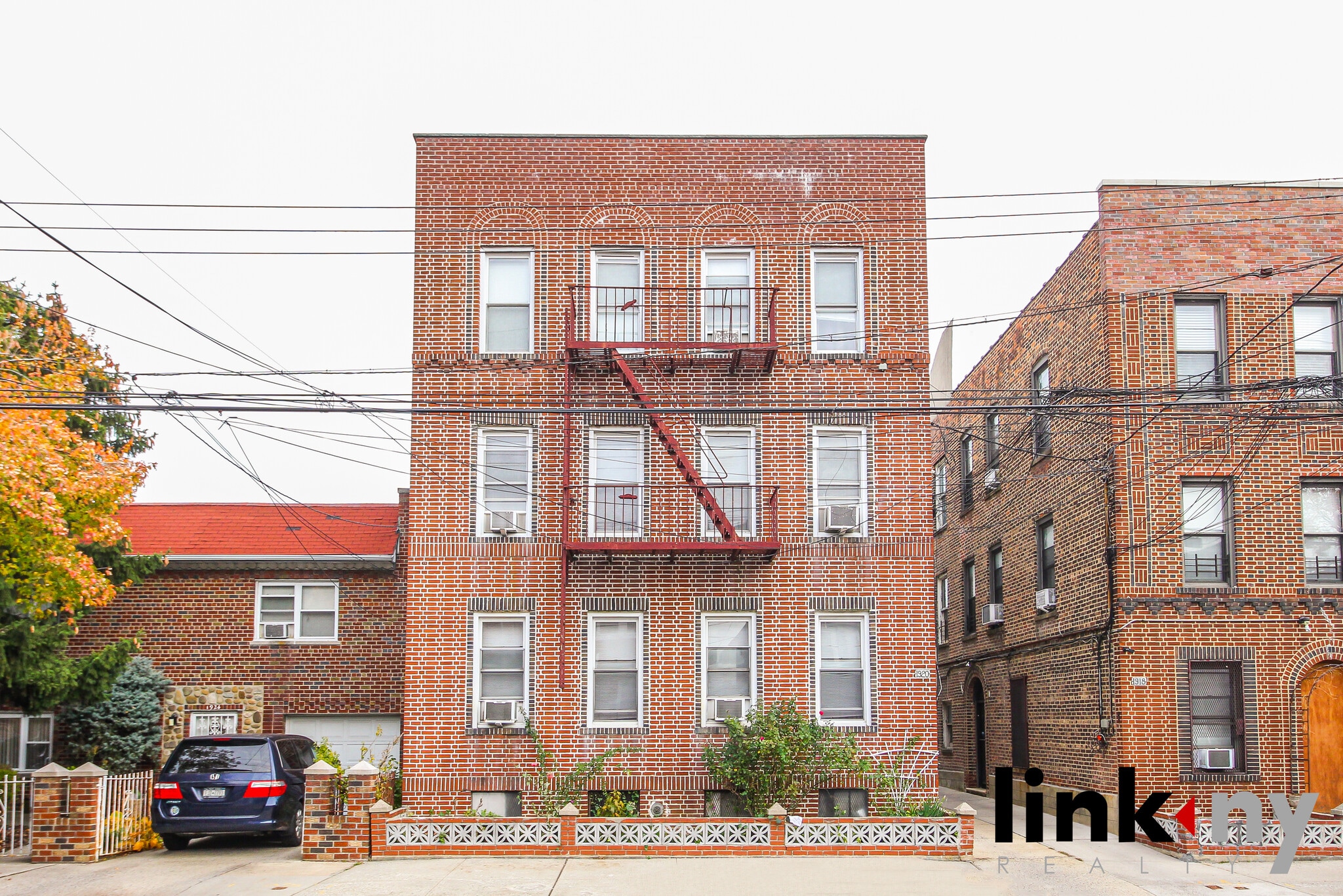 1920 Haight Ave, Bronx, NY à vendre Photo du bâtiment- Image 1 de 17