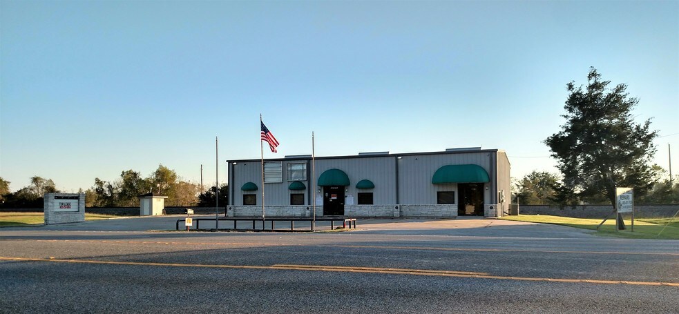 11035 Highway 6, Santa Fe, TX à vendre - Photo principale - Image 1 de 6