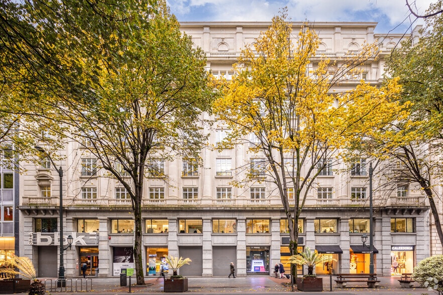 Gran Vía Don Diego López de Haro, 19, Bilbao, Vizcaya for lease - Building Photo - Image 2 of 8