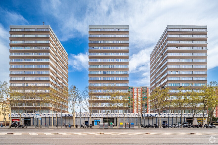 Avenida Meridiana, 350-352, Barcelone, Barcelona à louer - Photo principale - Image 1 de 5