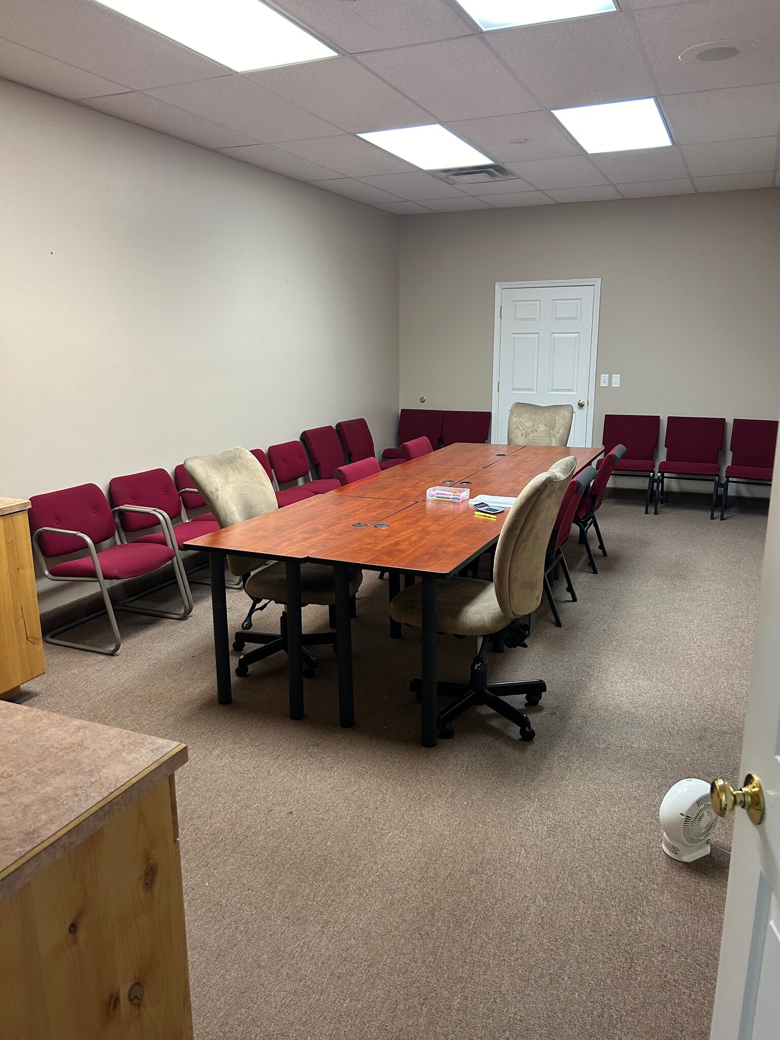 1240 E 100 S, Saint George, UT for lease Interior Photo- Image 1 of 1