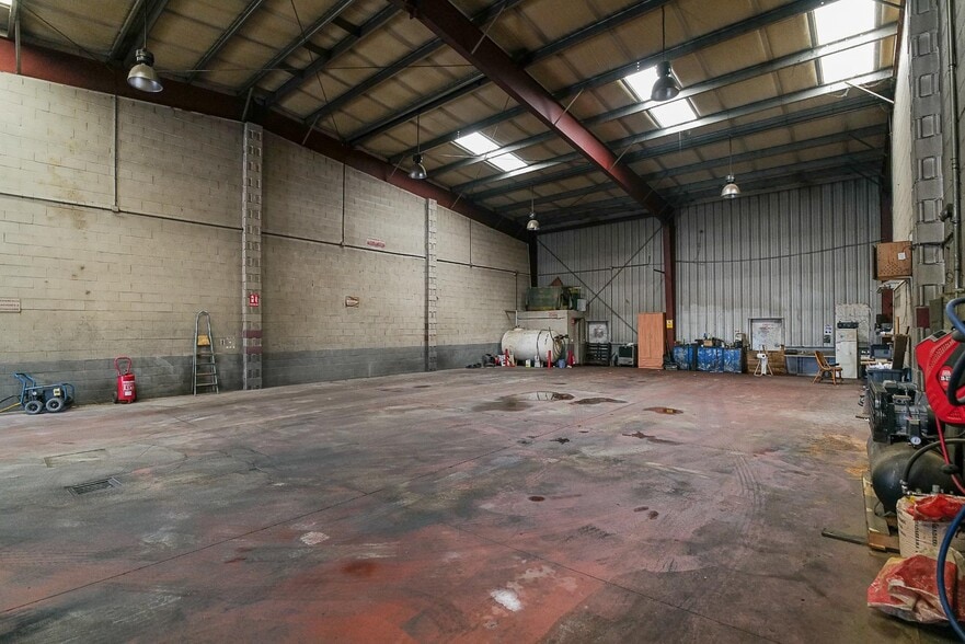Industrial in Alpedrete, Madrid for sale - Building Photo - Image 2 of 15