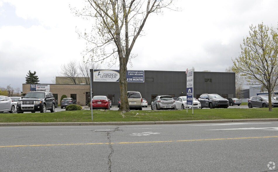 3070 Boul Le Corbusier, Laval, QC for sale - Building Photo - Image 3 of 6