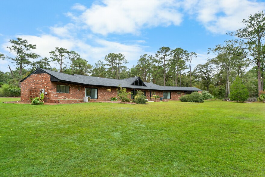 100 Morgan Dr, Jesup, GA à vendre - Photo du bâtiment - Image 3 de 44