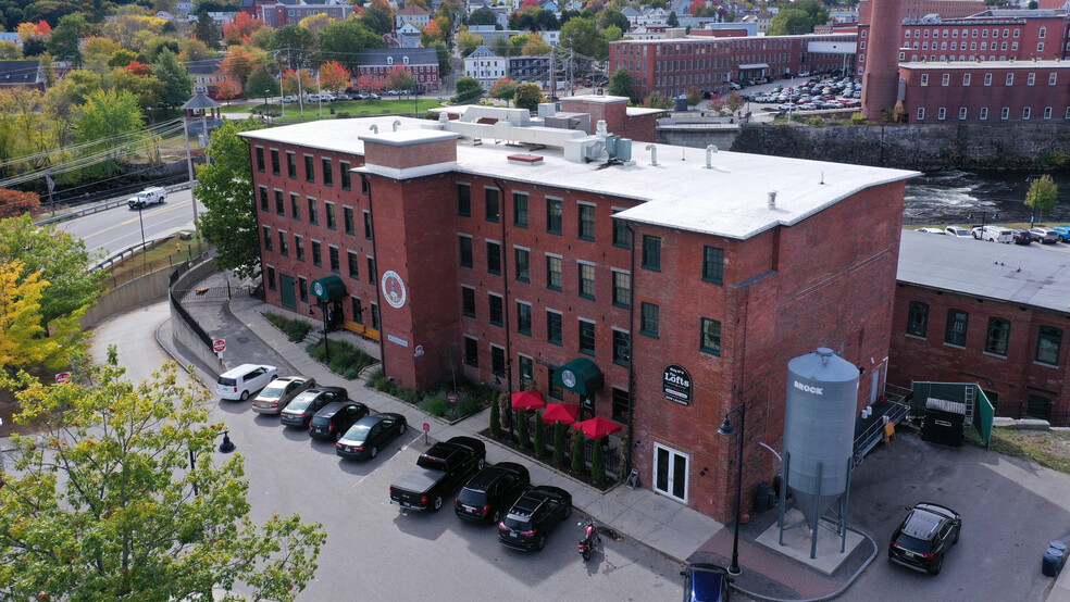 100 Main St, Saco, ME à vendre - Photo du bâtiment - Image 1 de 1