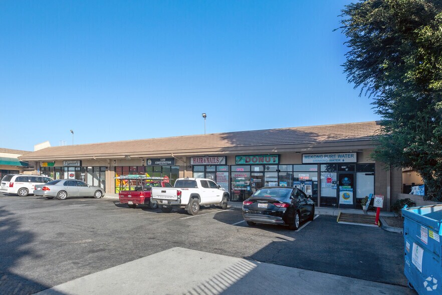 193-197 Welburn Ave, Gilroy, CA à louer - Photo du bâtiment - Image 2 de 3