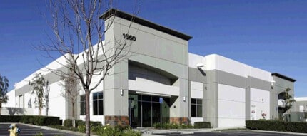 1660 S Grove Ave, Ontario, CA à louer Photo intérieure- Image 1 de 1