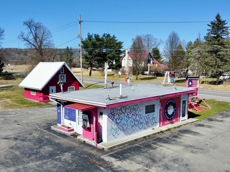 65 State Route 96 Rt, Owego, NY à vendre - Photo du bâtiment - Image 2 de 40