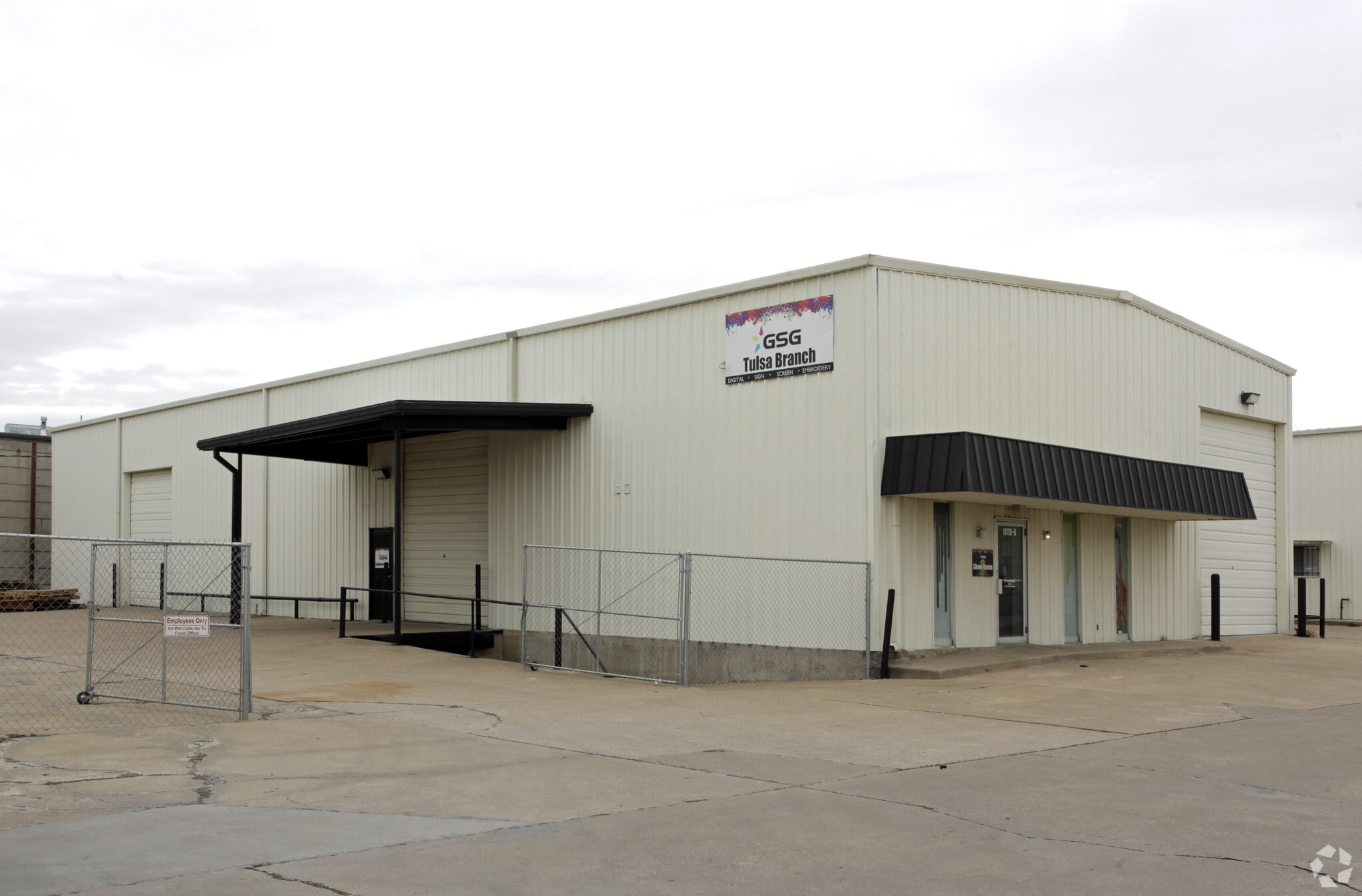 9950-10110 E 55th Pl, Tulsa, OK for lease Primary Photo- Image 1 of 7