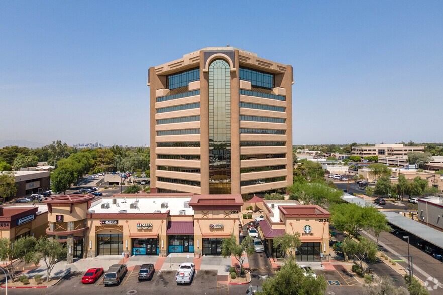 2800 N 44th St, Phoenix, AZ à vendre - Photo du bâtiment - Image 3 de 19