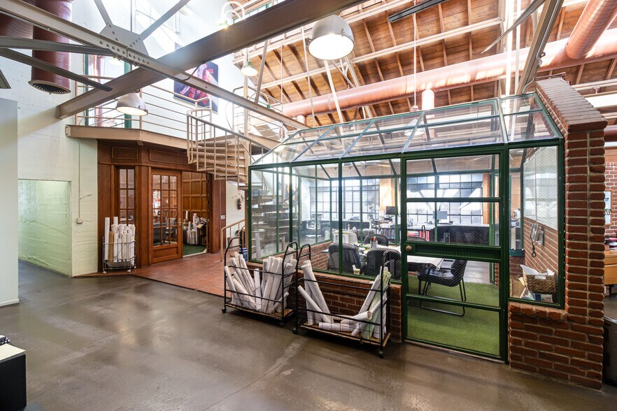 408 S Stoddard Ave, San Bernardino, CA à vendre - Photo du bâtiment - Image 3 de 23